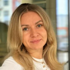 Зверева Елена